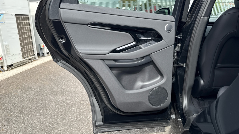 Land Rover Range Rover Evoque 2.0 D200 Dynamic SE 5dr Auto Diesel Hatchback